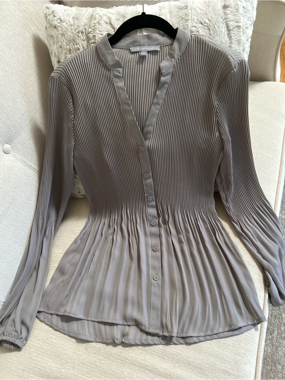 NY Collection Pleated Striped Button Front Top in Gray Size XS